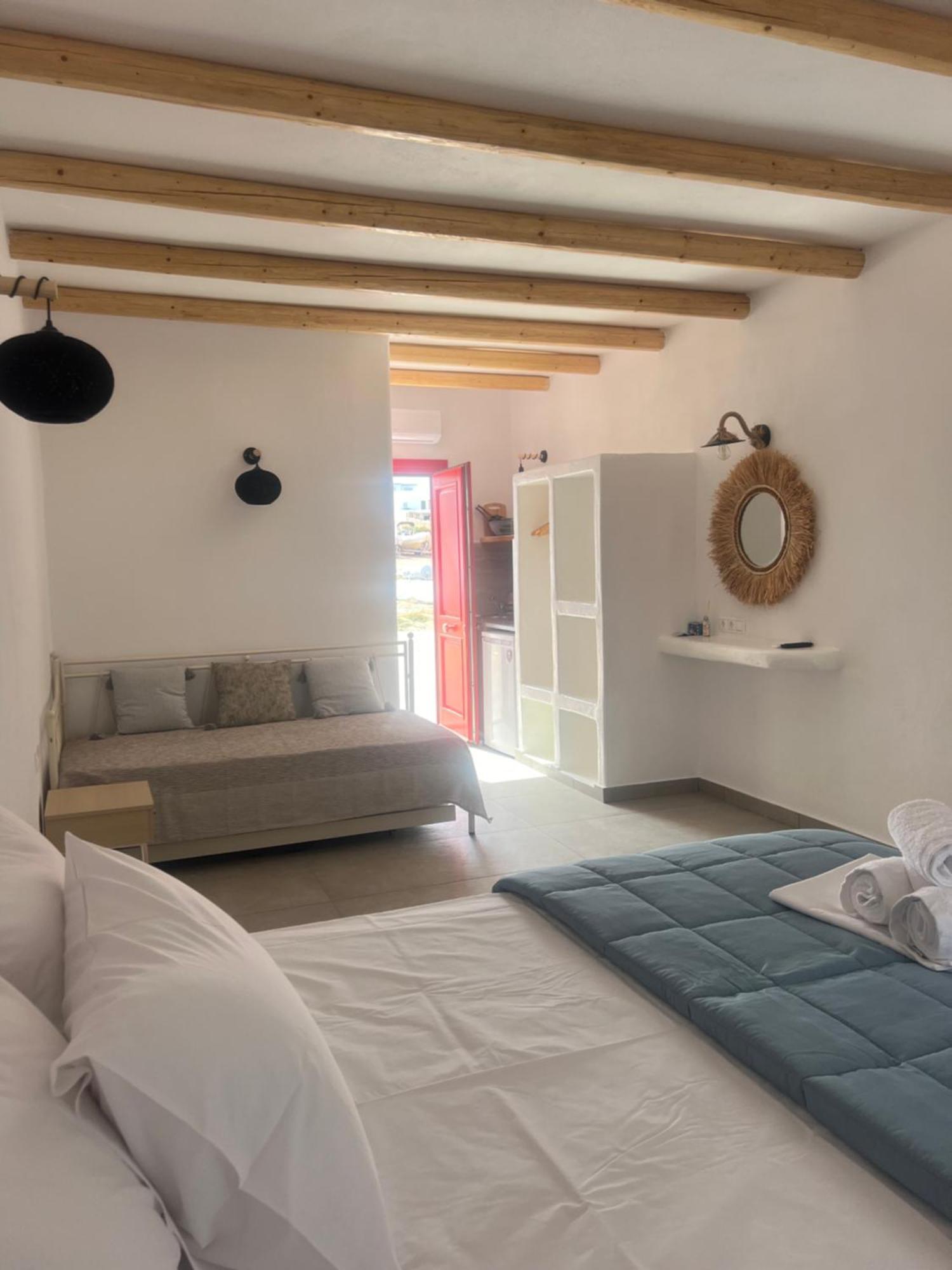 Studios Venetsanos Koufonisia Buitenkant foto
